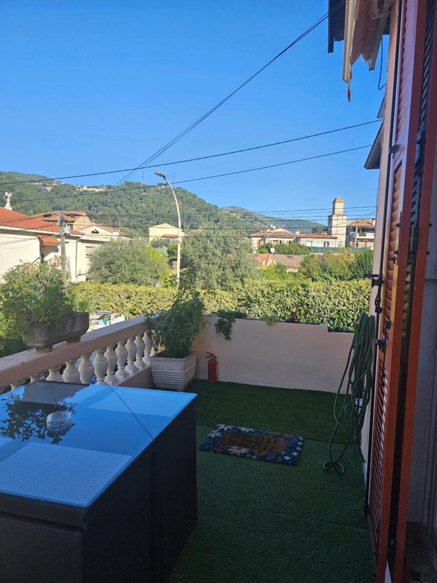 Studio 3 A La Trinite Proche De Nice 10 Mn, Monaco 15 Mn Et L'Italie 30 Mn Esterno foto